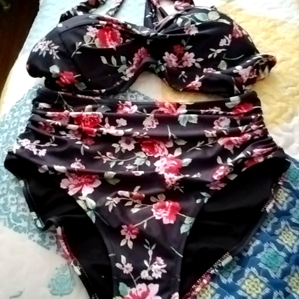 TEMPT ME Floral Bikini Swimsuit Sz M